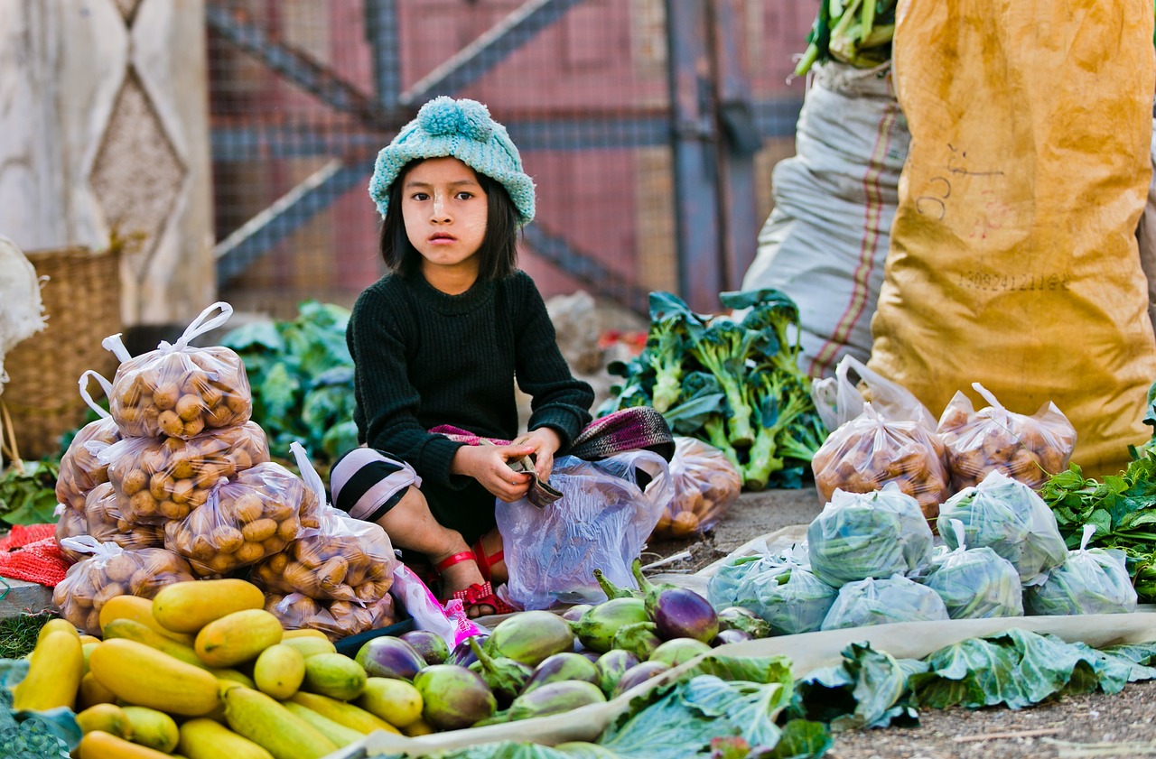 Image - morning market child selling myanmar