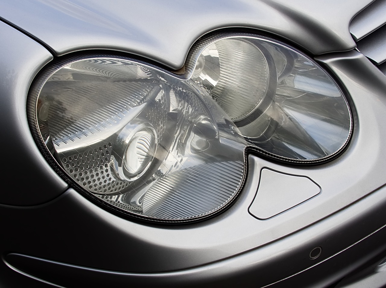 Image - headlight mercedes c class car