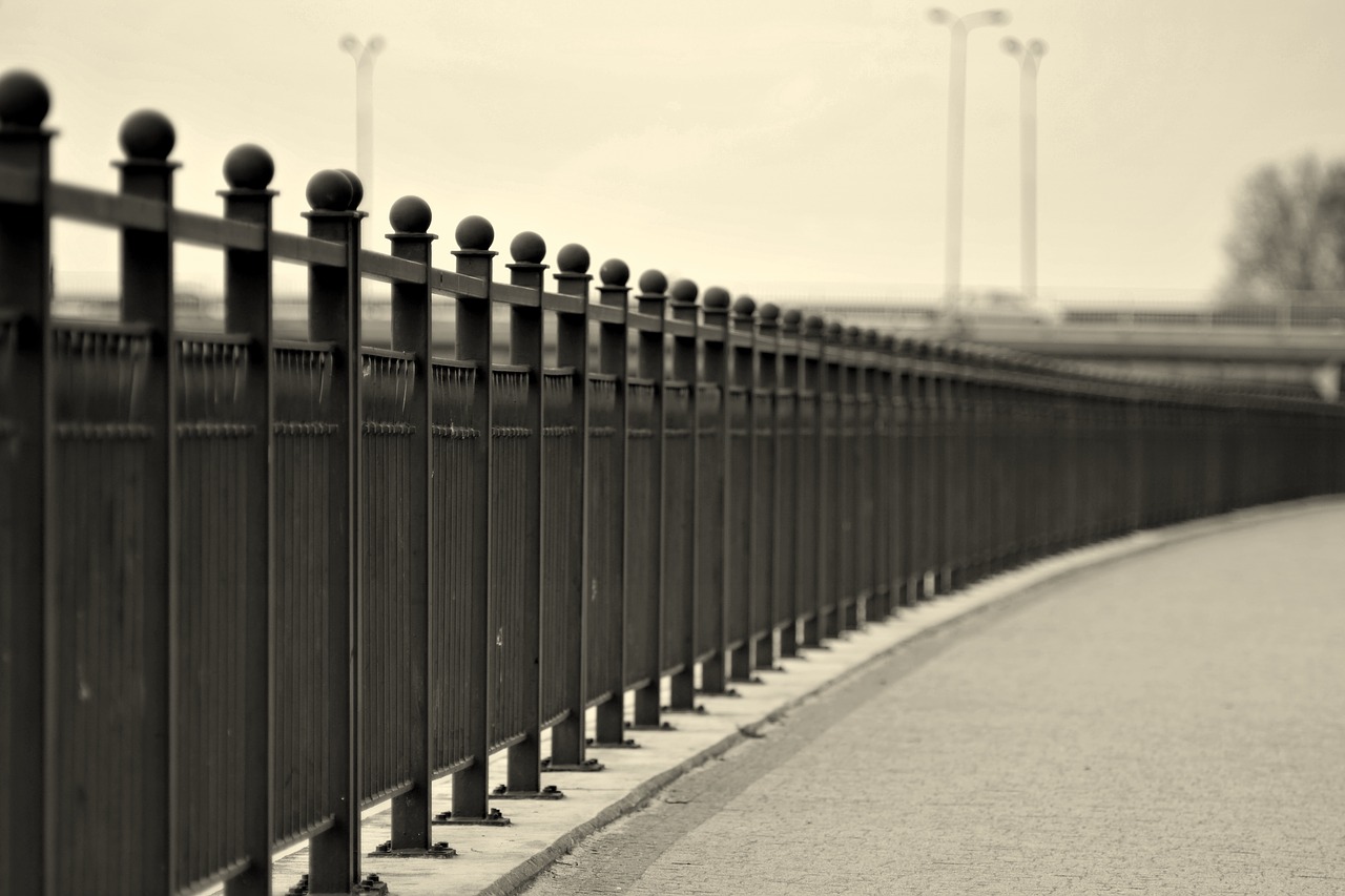 Image - the fence crash barrier boulevard