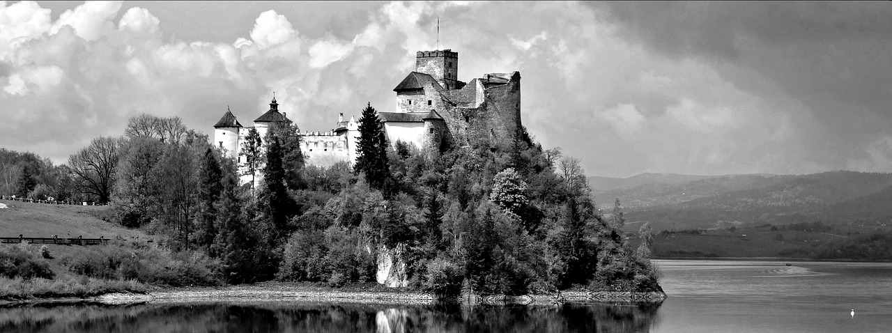 Image - castle niedzica picturesque history