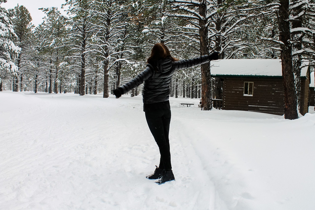 Image - snow forest girl winter cold