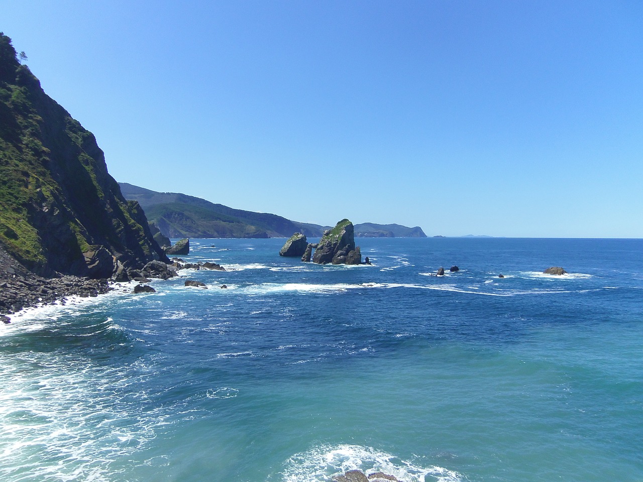 Image - sea landscape bilbao gaztelugatze