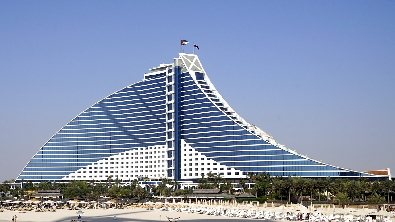 Image - jumeirah beach hotel beach