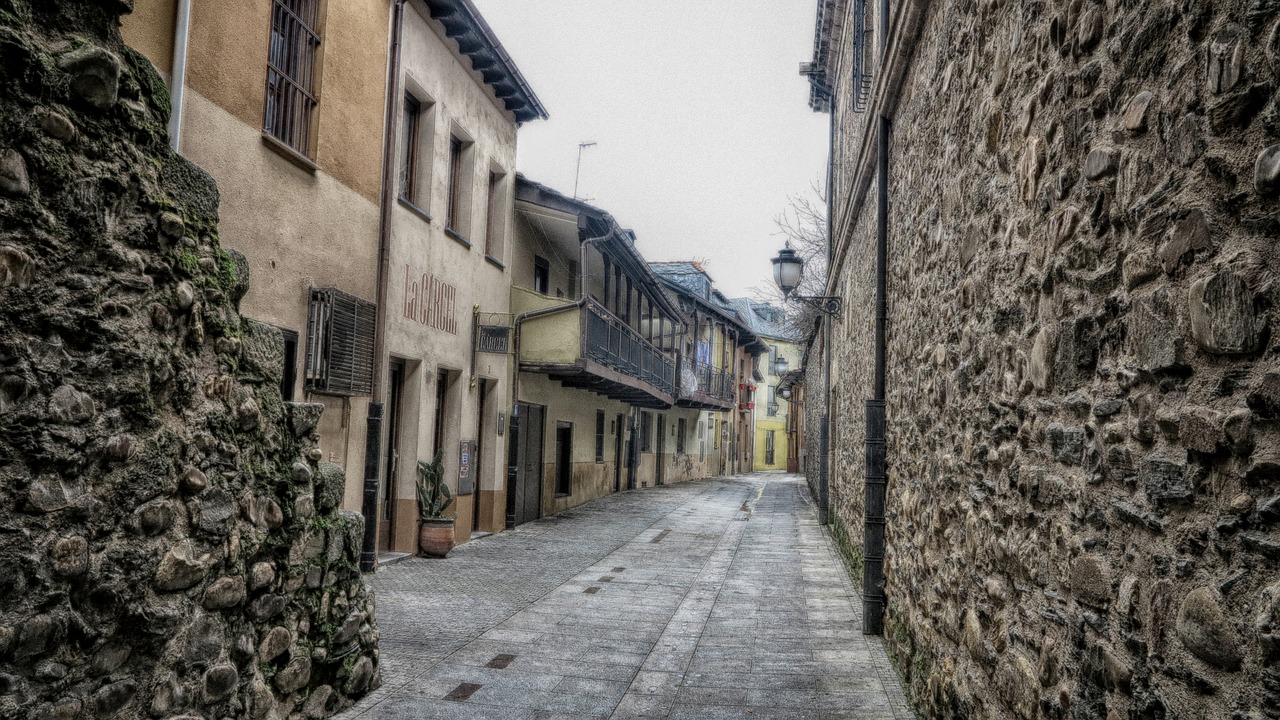 Image - old town ponferrada typical houses