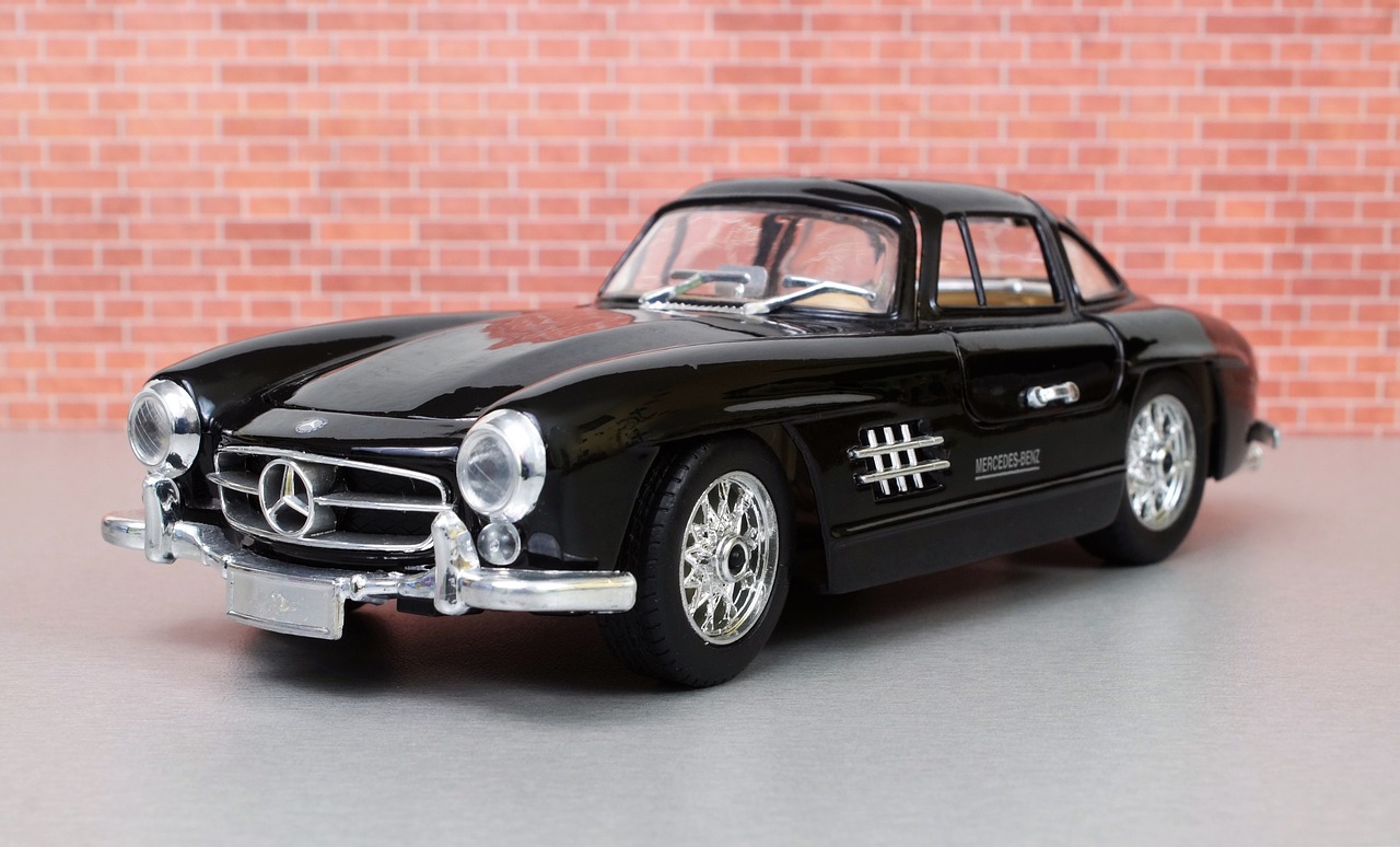 Image - model car diorama oldtimer mercedes