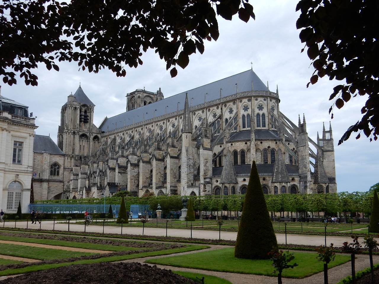 Image - cathedral bourges france