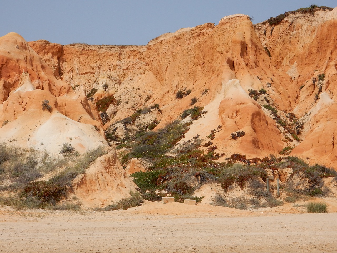 Image - algarve albufeira sand coast