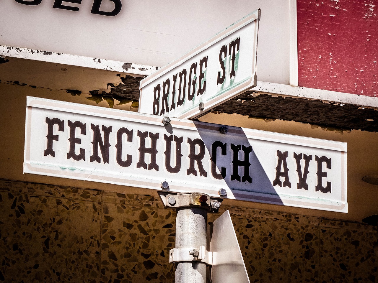 Image - canada shield street sign