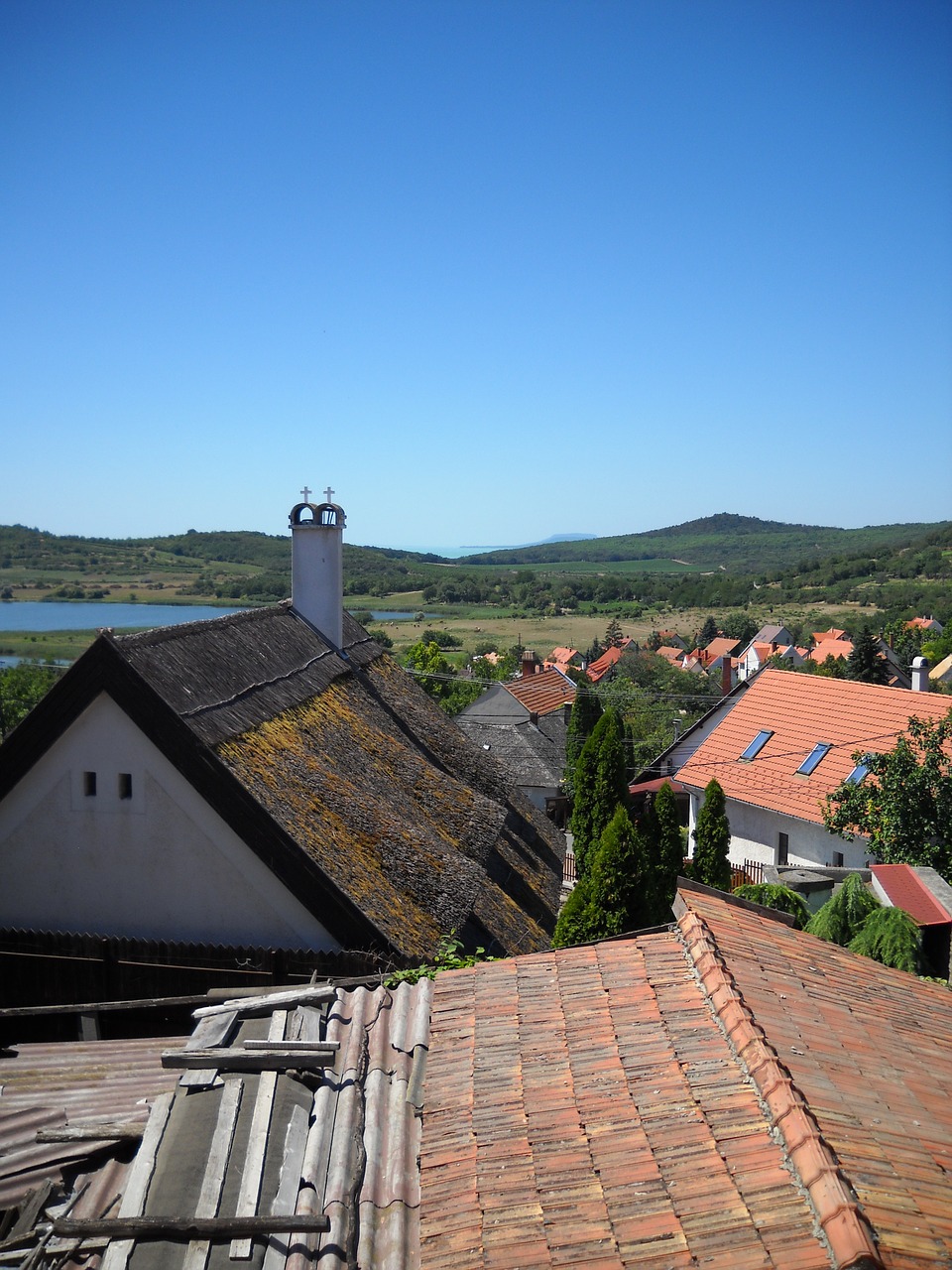 Image - tihany reed roof chimney hungary