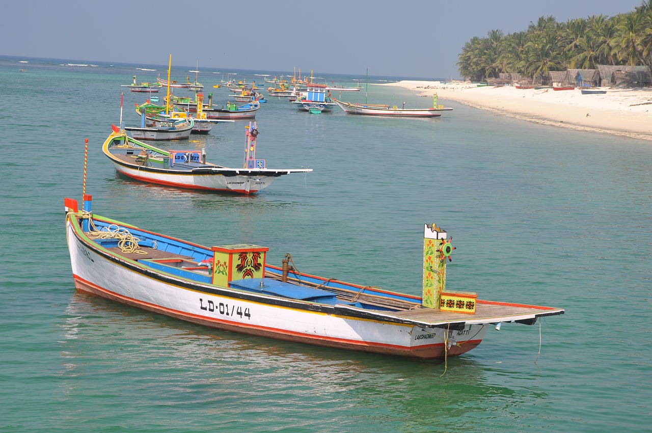 Image - beach boat boats lakshadweep