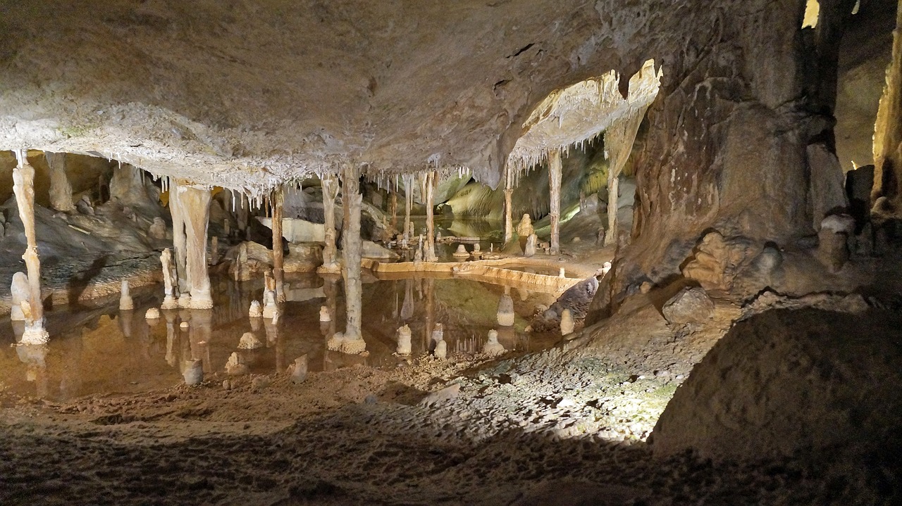 Image - caves ibiza underground