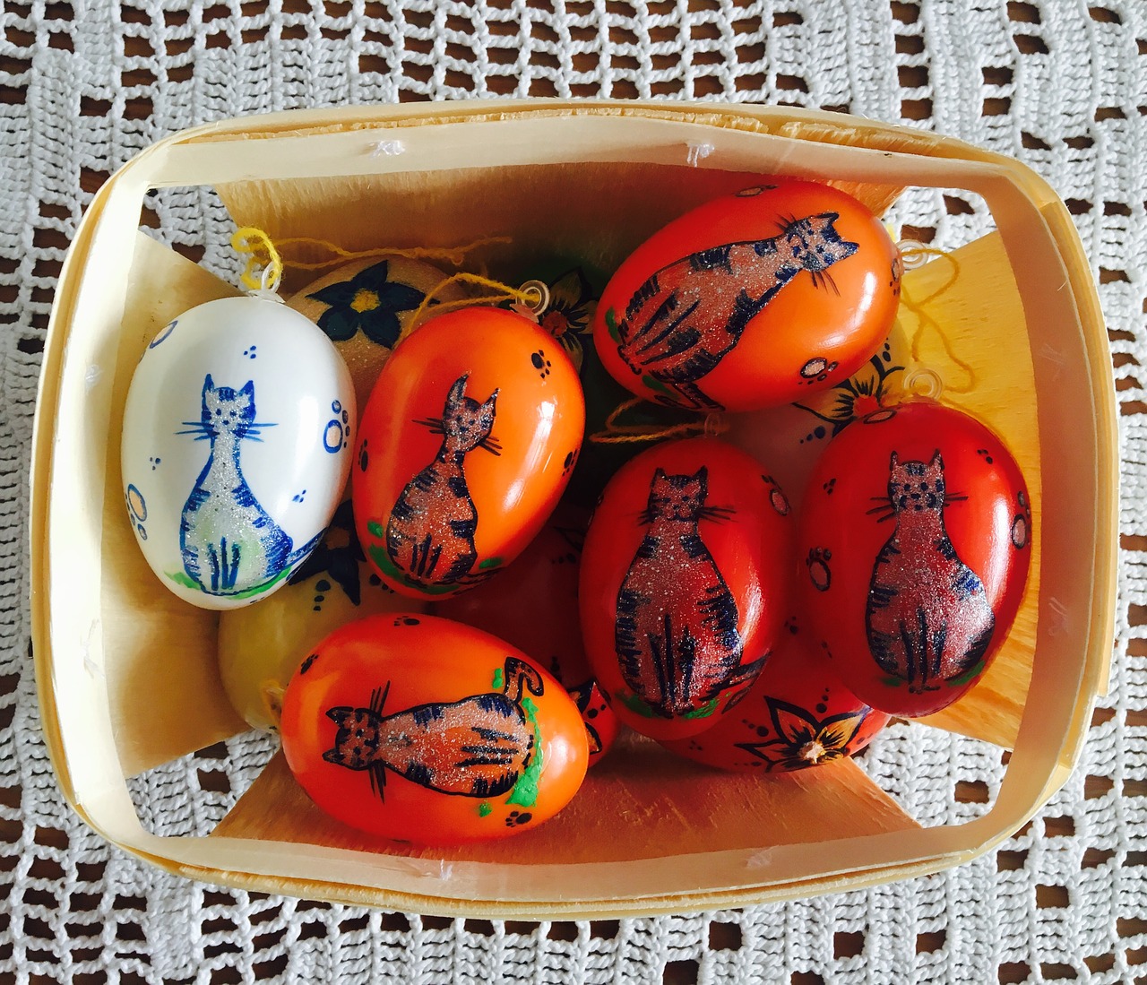 Image - easter egg paint gift tiger