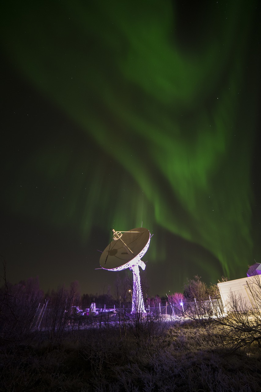 Image - antenna night northern lights light