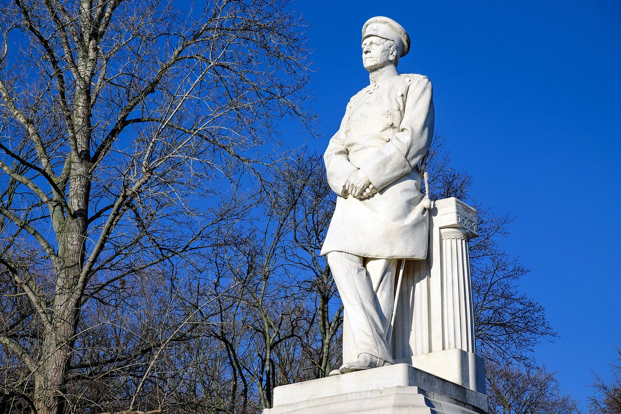 Image - sculpture von moltke monument