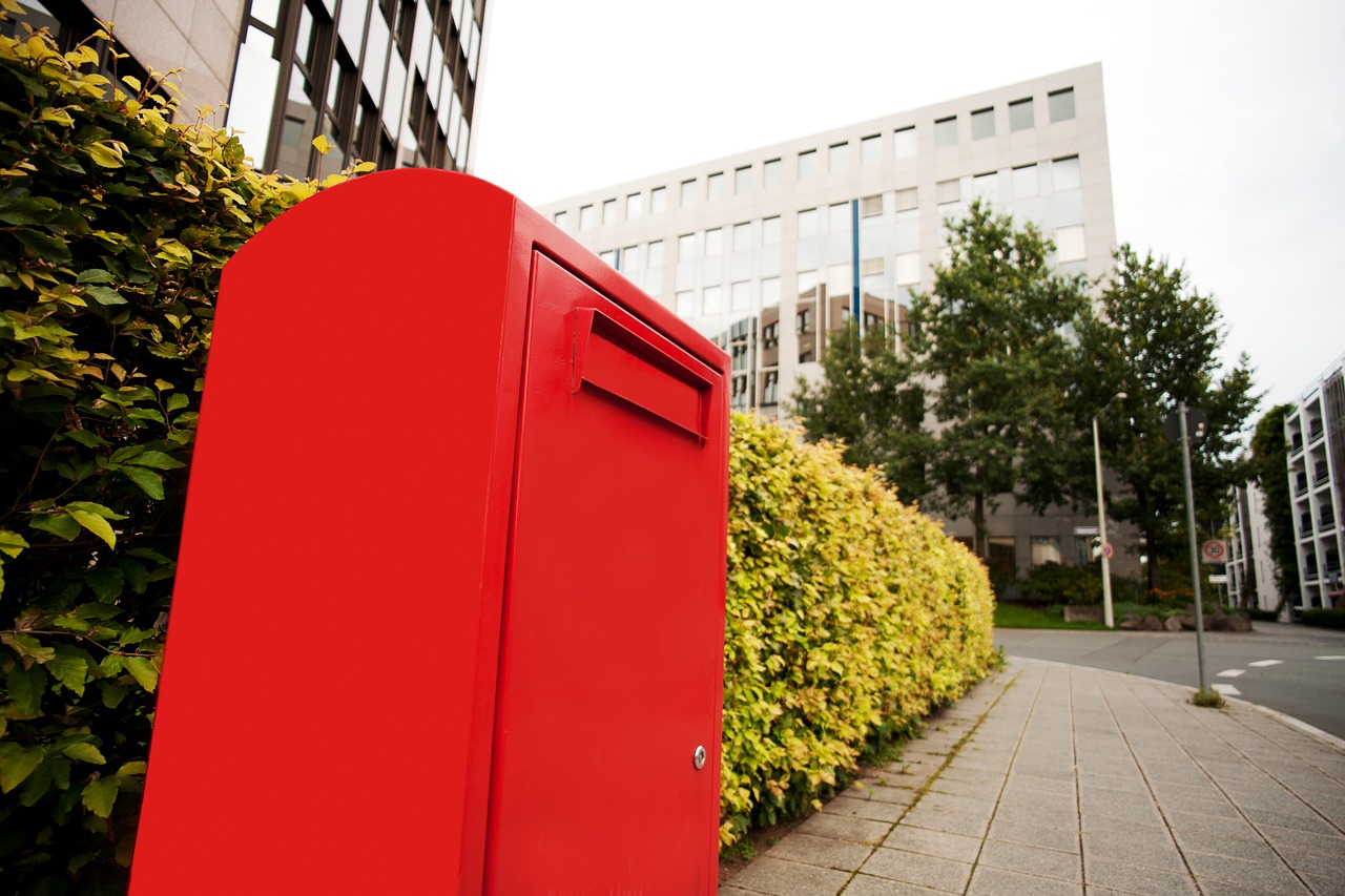 Image - mailbox post red send letter boxes