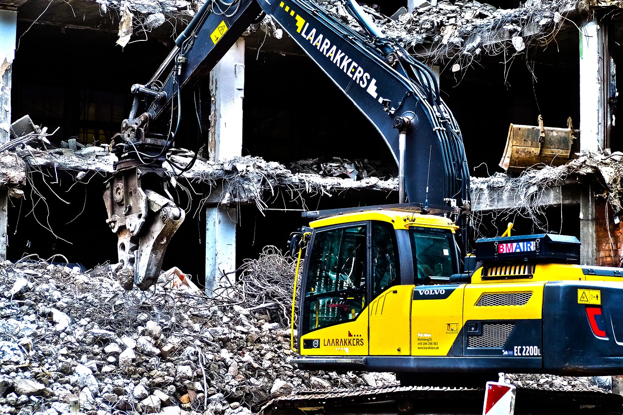 Image - site demolition excavators home