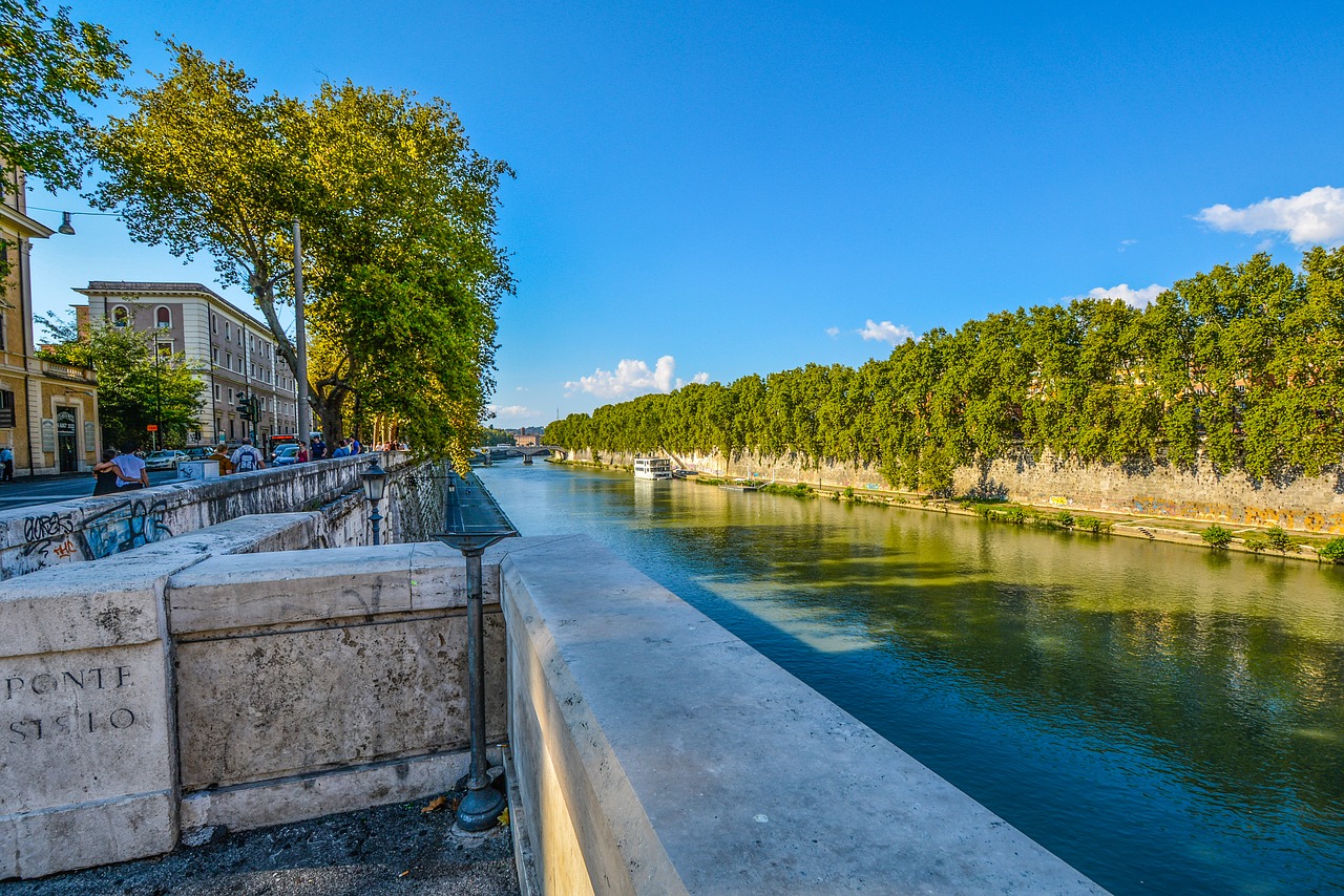 Image - river sky trees tiber rome italy