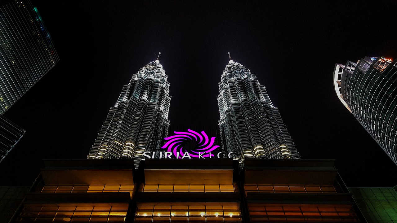 Image - klcc building iconic cityscape
