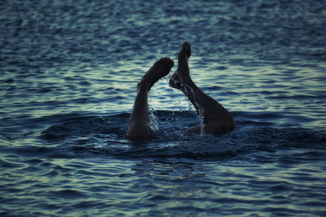 Image - diving feet man dive swim sea