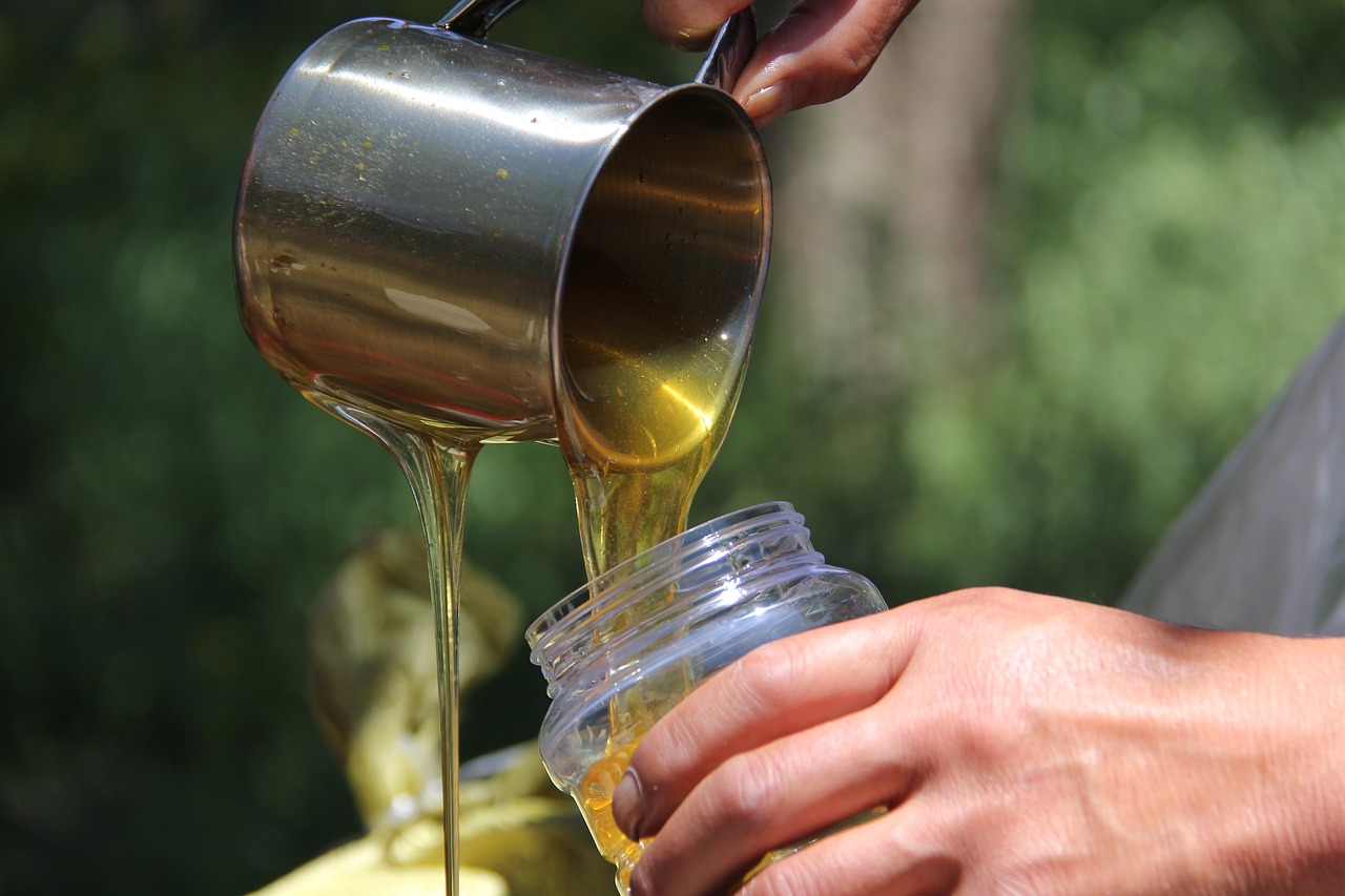 Image - honey cup beekeepers