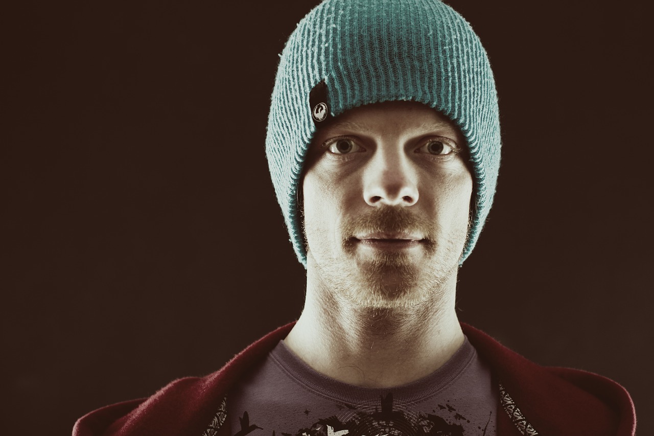 Image - a man snowboardista boy photo