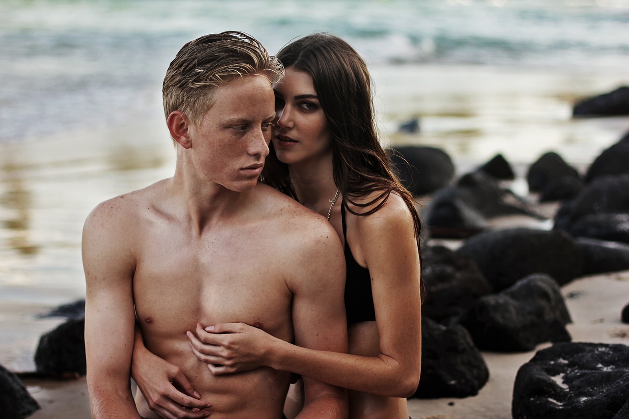 Image - adult beach interaction love man