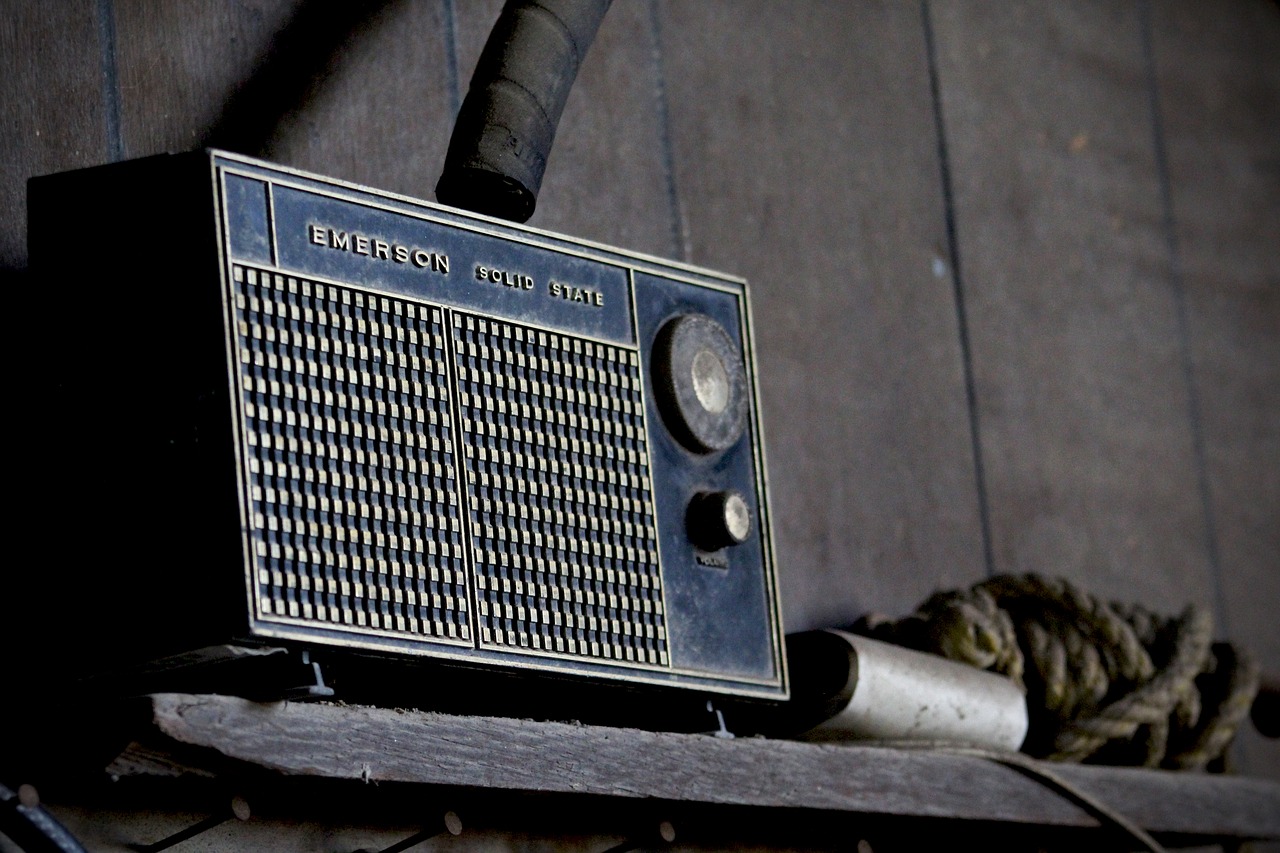 Image - antique barn garage old radios