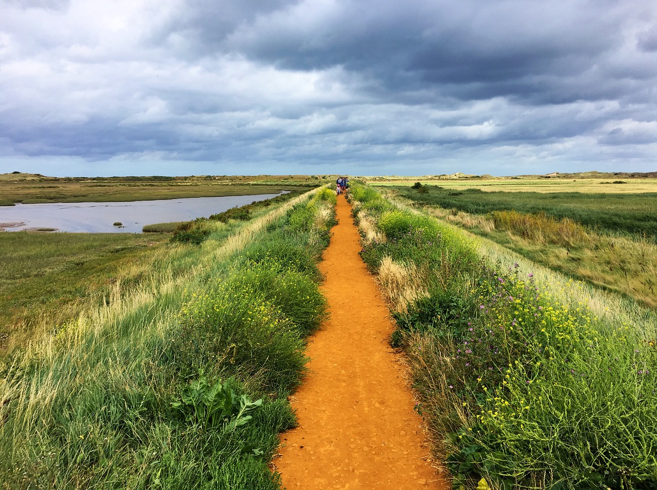 Image - coast path marshes norfolk