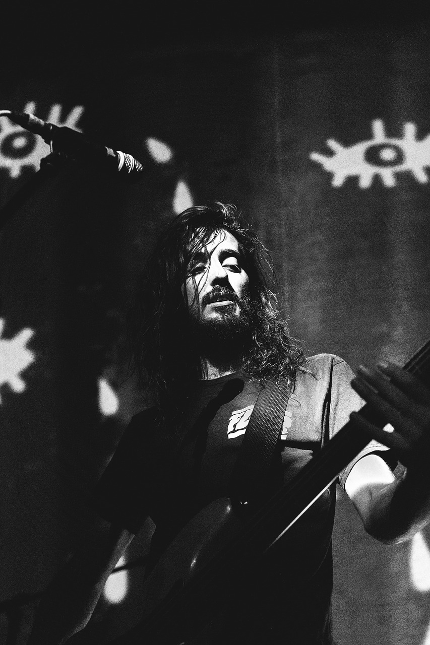 Image - barnett concert courtney live music