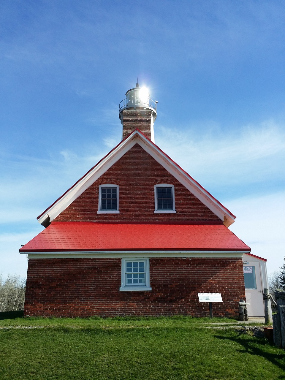 Image - lighthouse michigan reflection