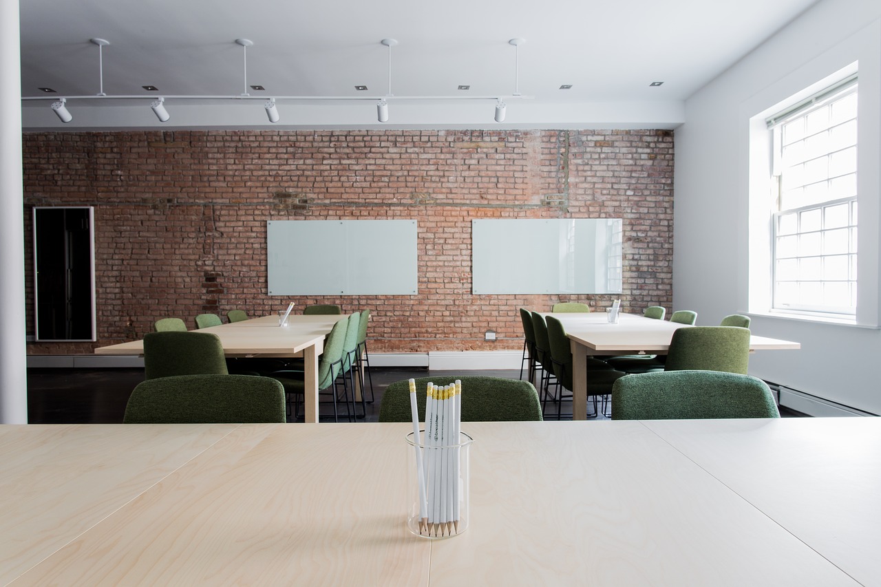 Image - bricks chairs classroom empty