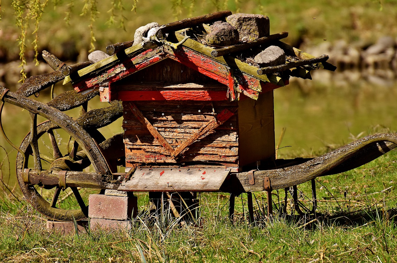 Image - beehive bees wood colorful