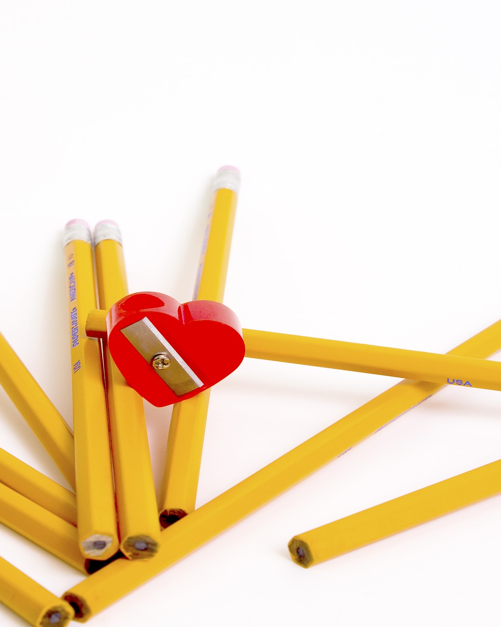 Image - school pencils heart education