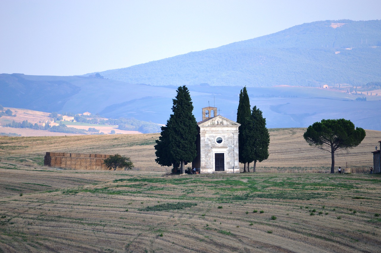 Image - the val d orcia tuscany tuscany