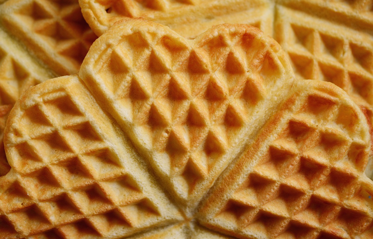 Image - waffles waffle heart cake pastries