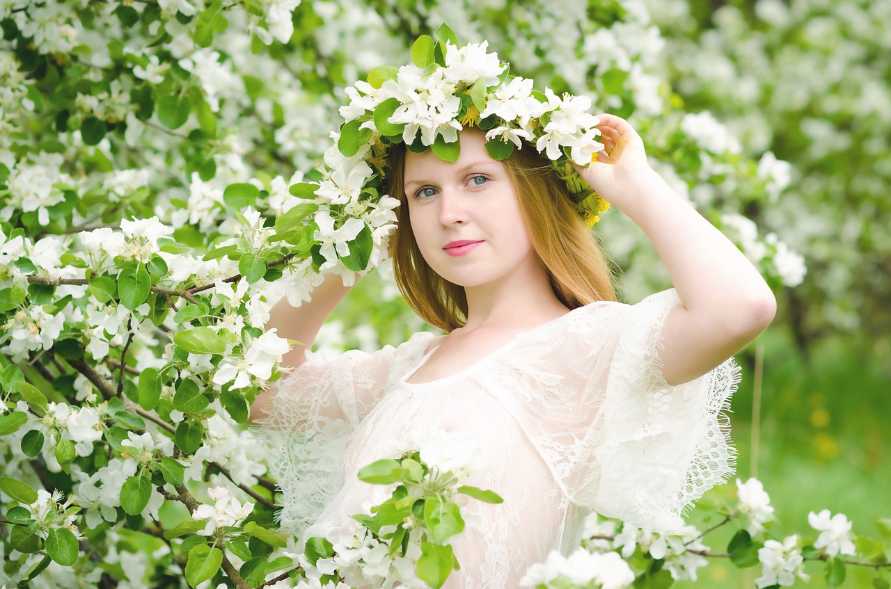 Image - spring girl flowers portrait mood