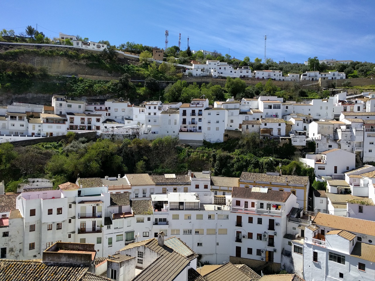 Image - setenil people andalusia