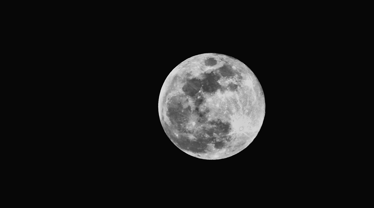Image - moon landscape black and white