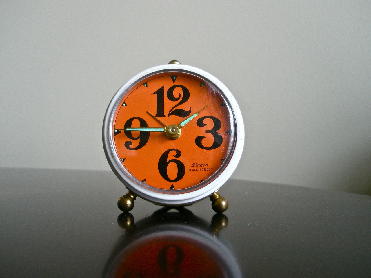Image - alarm clock manual alarm clock