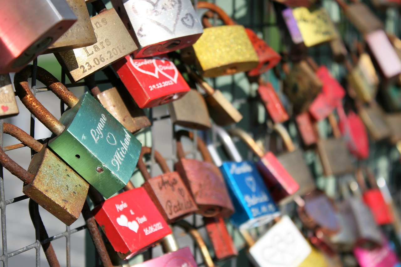 Image - love locks bridge love colorful