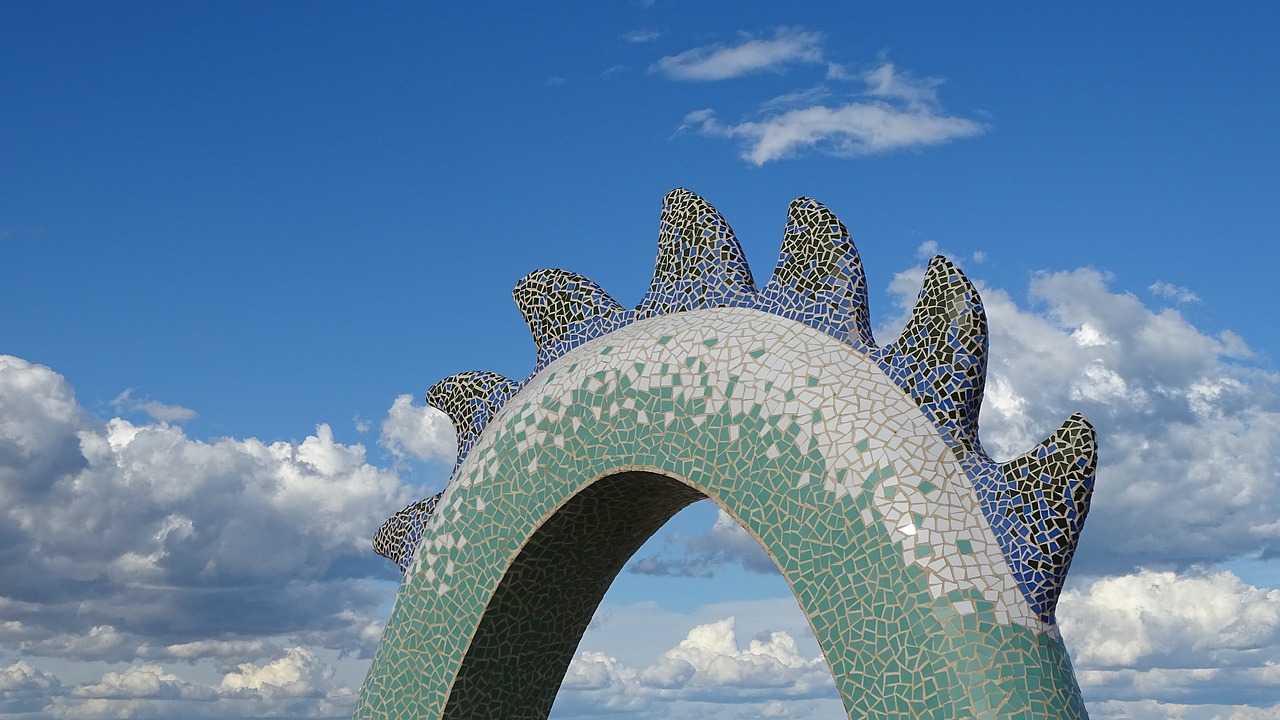 Image - dragon beach mosaic sculpture art