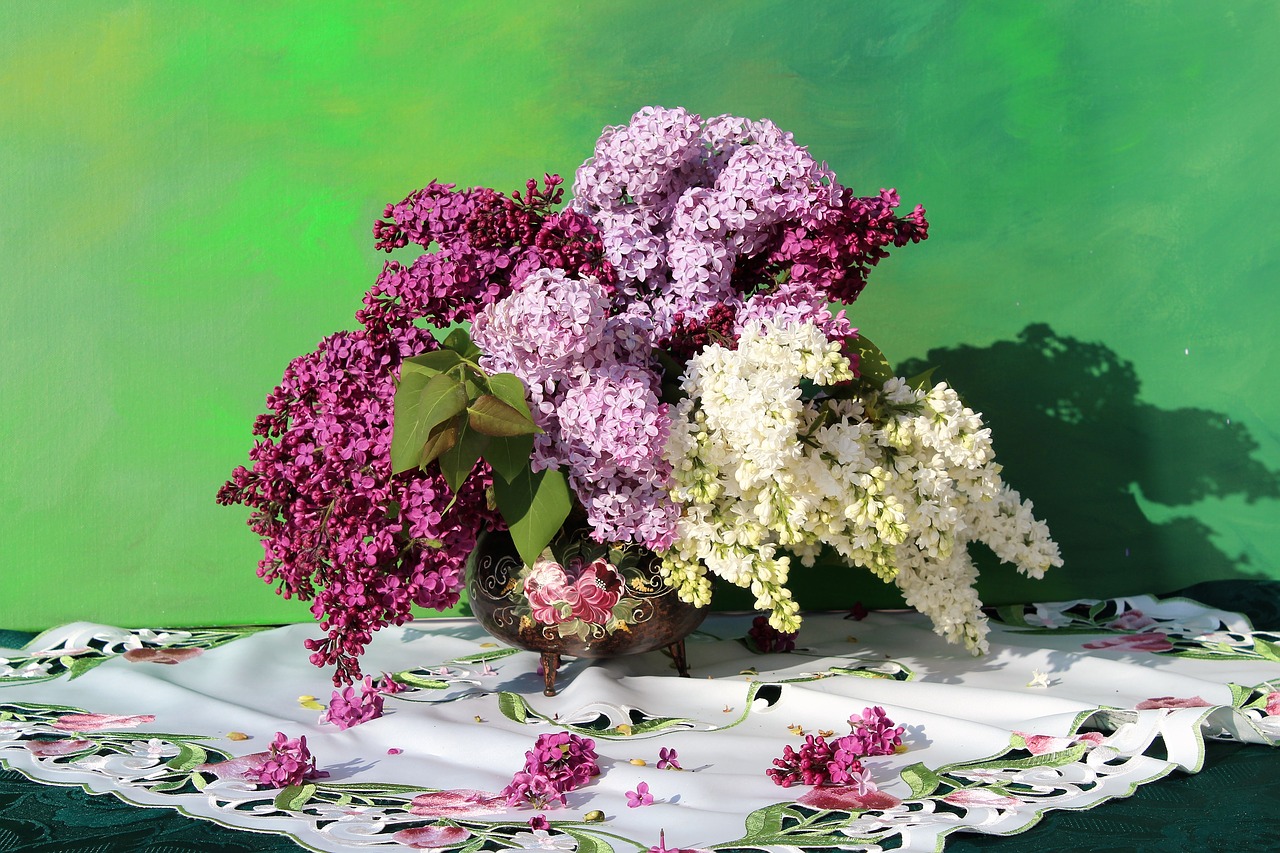 Image - lilac bouquet flower vase purple