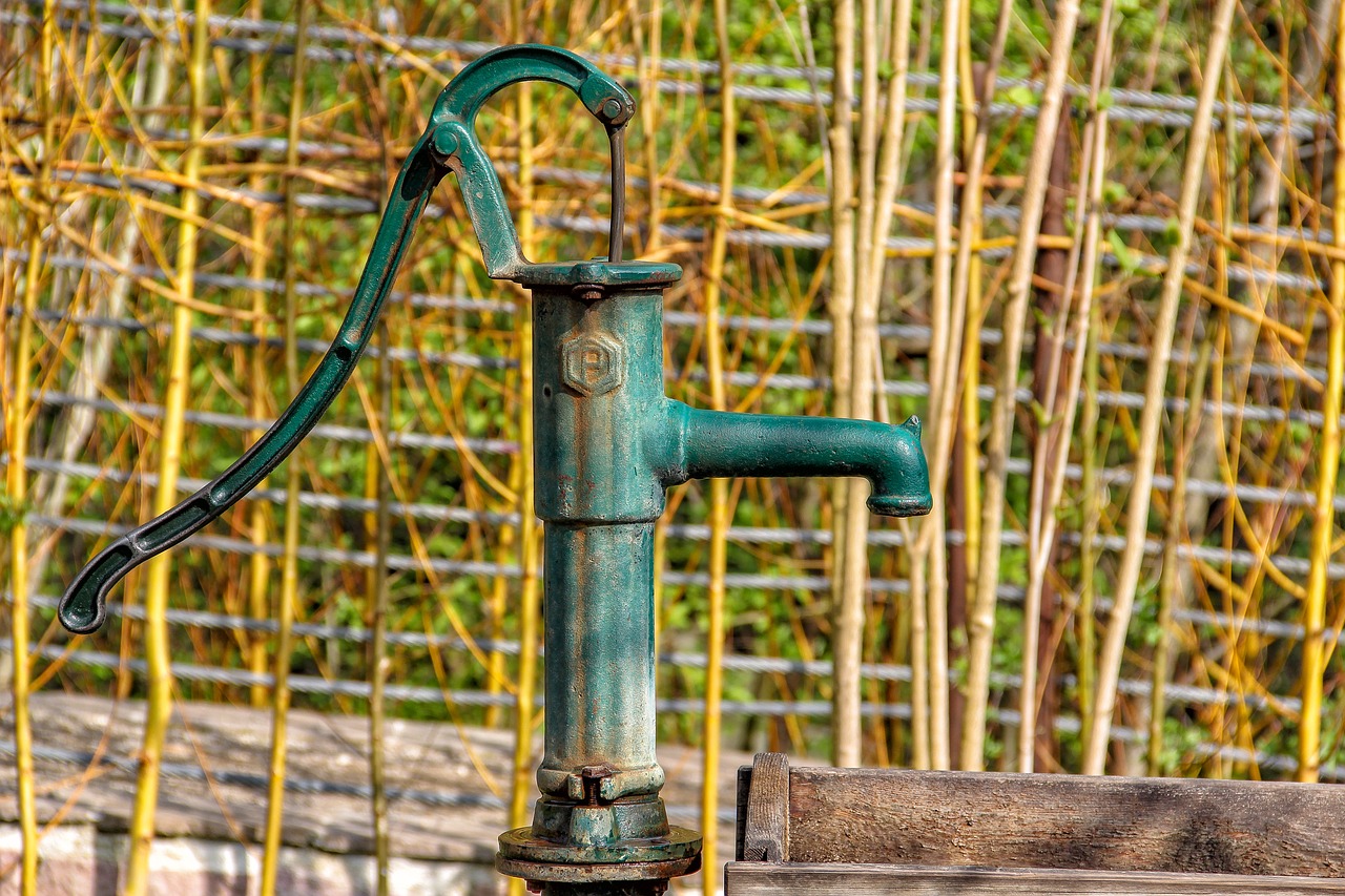 Image - water pump pump hand pump water