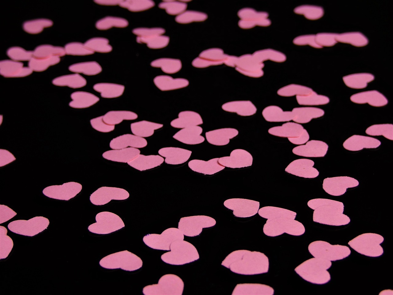 Image - heart confetti love romance