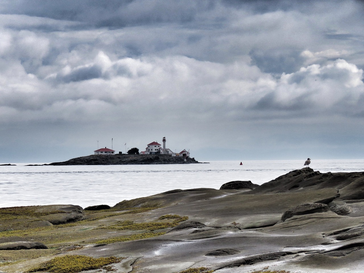 Image - gabriola island lighthouse cloudy sky