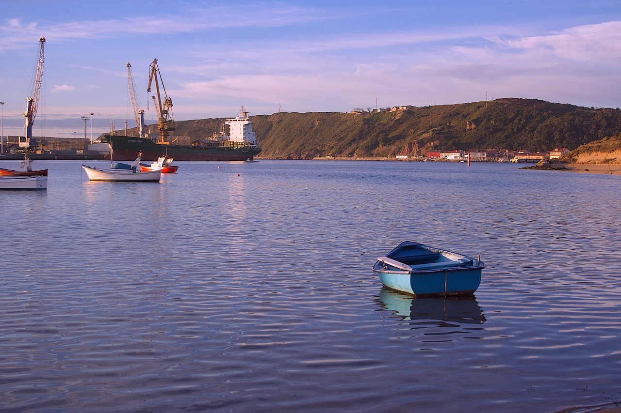 Image - barca boat sail river is low tide