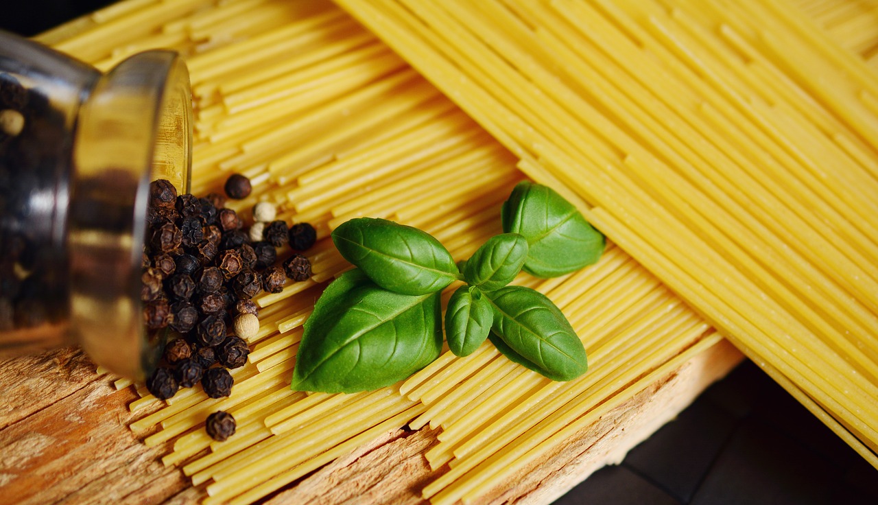 Image - spaghetti basil noodles pasta