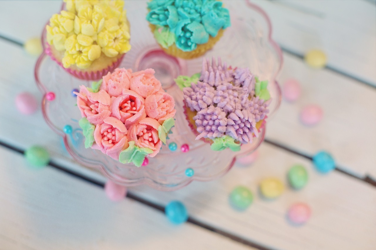 Image - cupcakes floral pastel easter cake