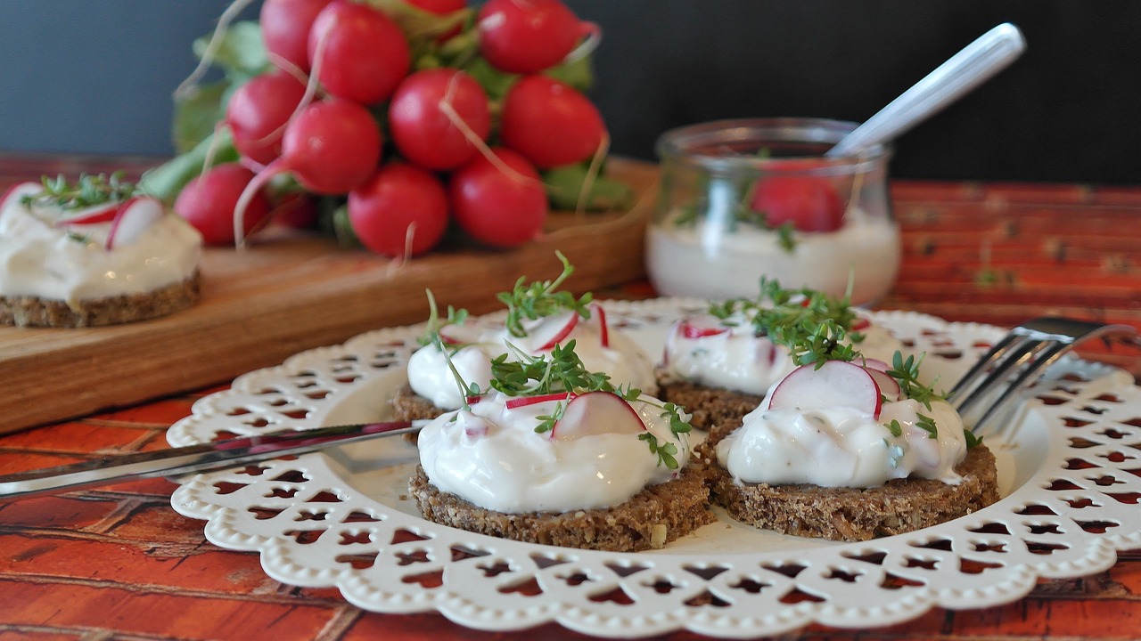 Image - quark herbs herb quark bread