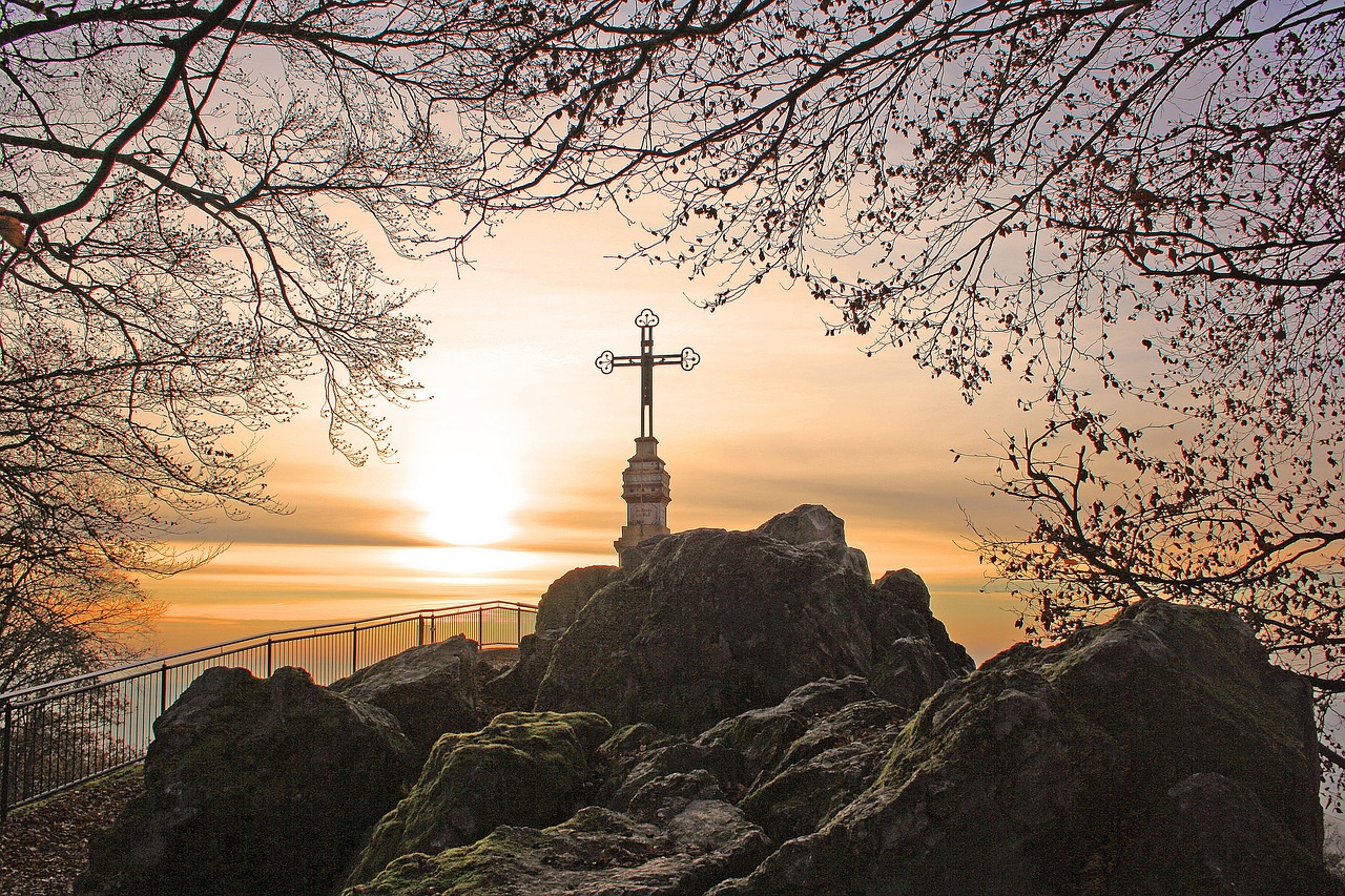 Image - litermont summit cross rock summit